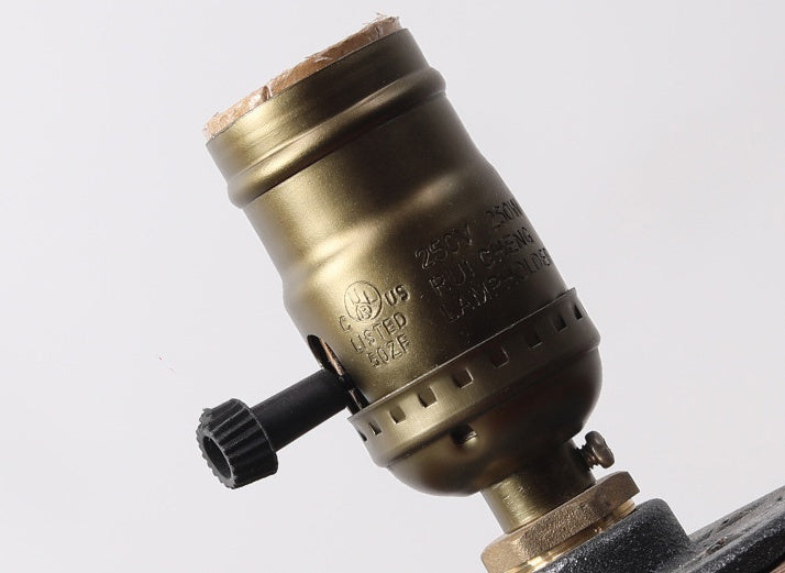 PipeLume - Luminária de Mesa