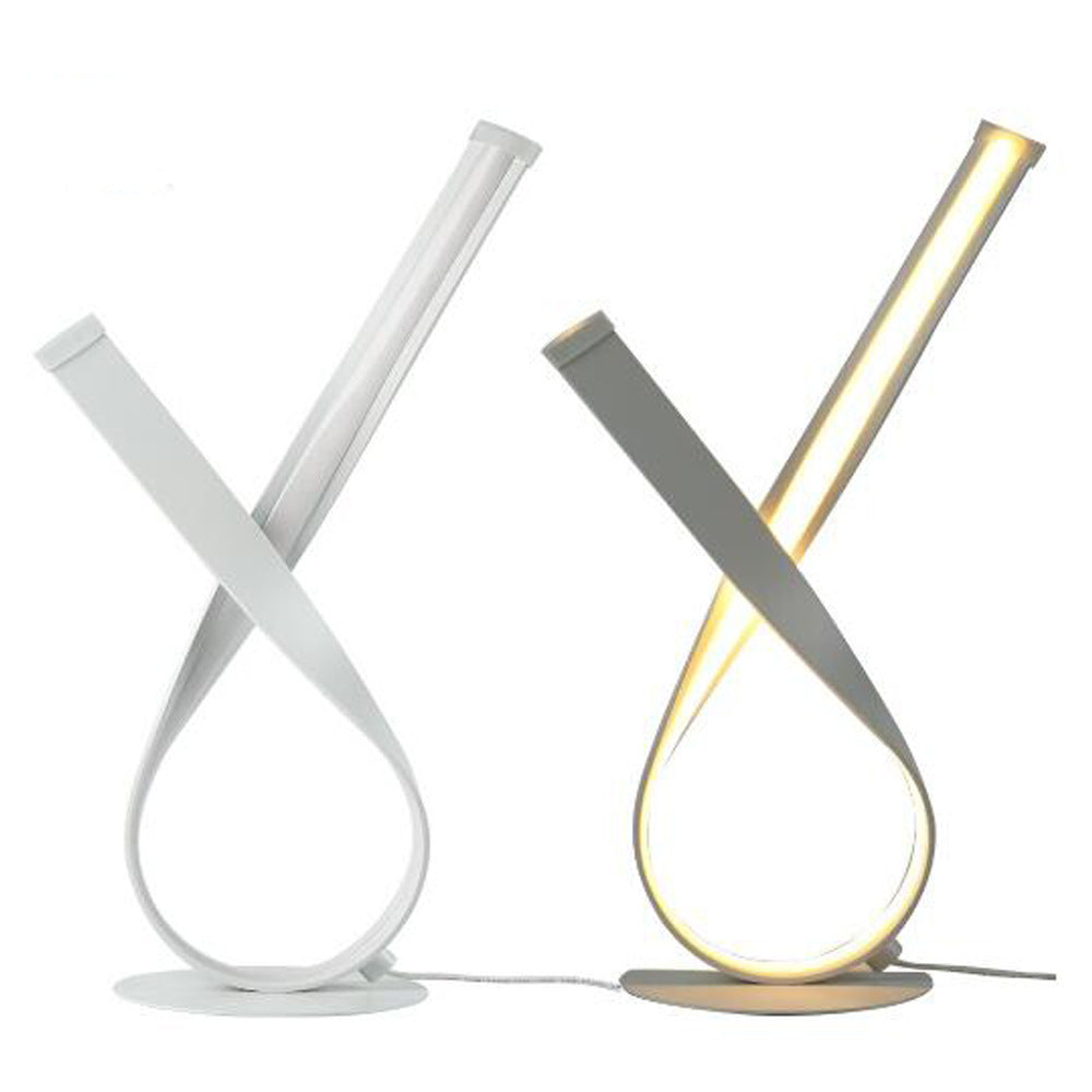 LineaSpire — Candeeiro de Mesa